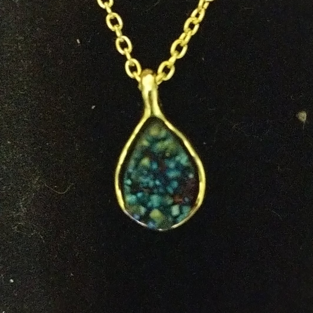 Rock Crystal Druzy Stone Necklace w/18" Chain
